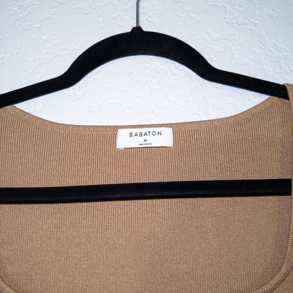 New Aritzia Babaton Camel Tan Rego Sculpt Knit‎ Dress Size Medium - Picture 4 of 8